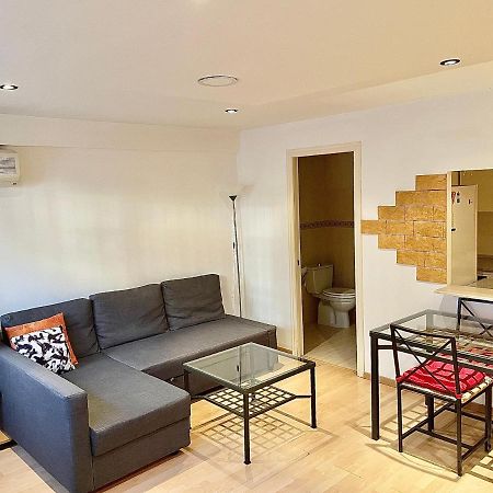 Acogedor Duplex Barrio Del Pilar Appartement Madrid Buitenkant foto