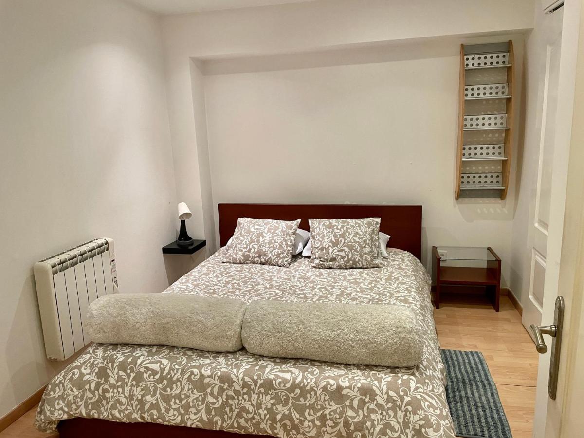 Acogedor Duplex Barrio Del Pilar Appartement Madrid Buitenkant foto